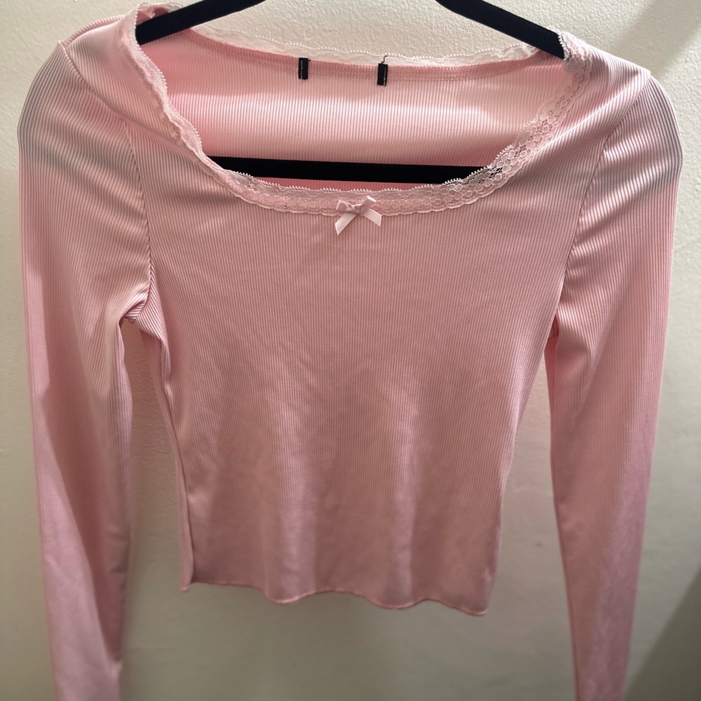 pink lace long sleeve top